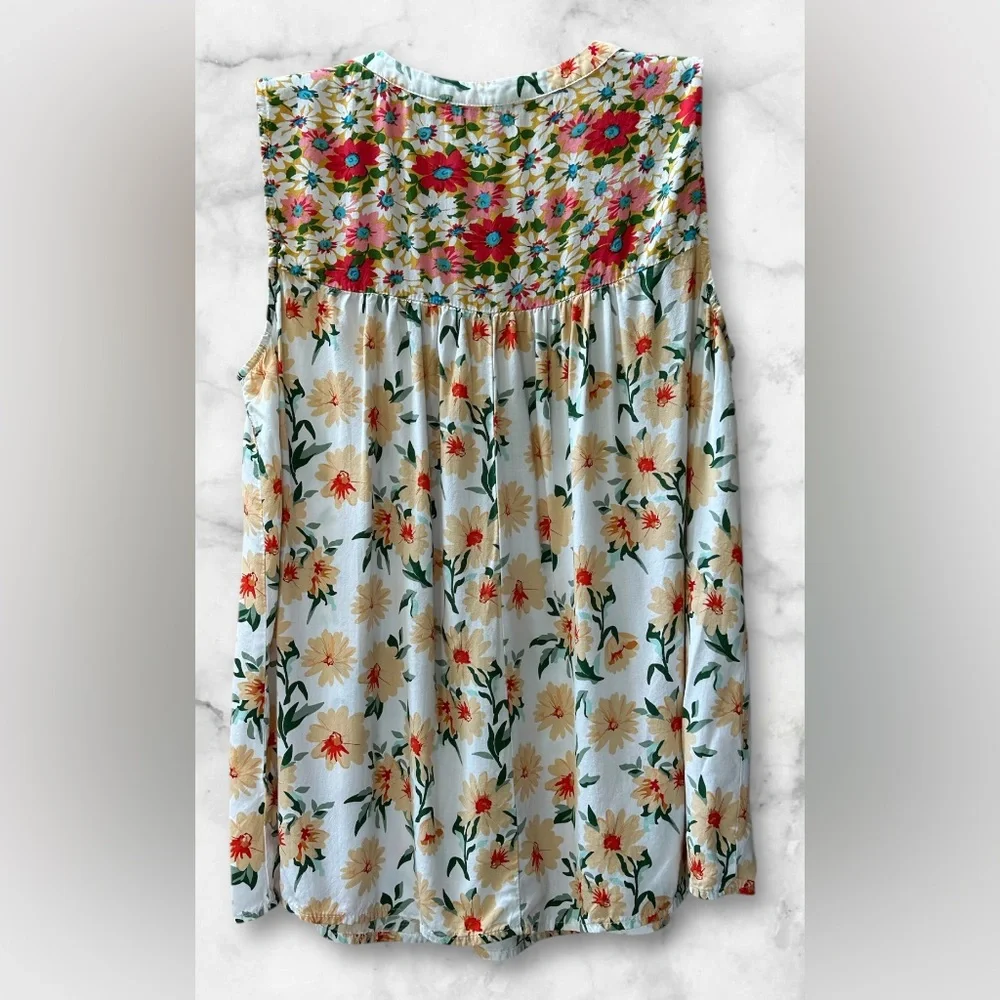 Staccato Bohemian Babydoll Style Floral Sleeveless Keyhole Blouse Size M - Picture 4 of 11